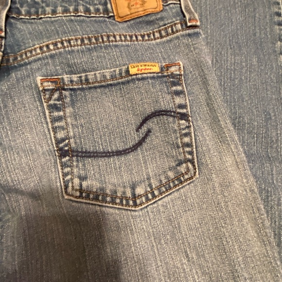 Levi’s midrise bootcut 8 - Picture 4 of 10